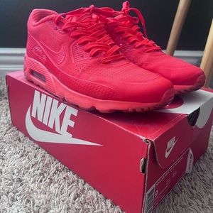 Nike Air Max 90 Ultra Moire Crimson Sz 9